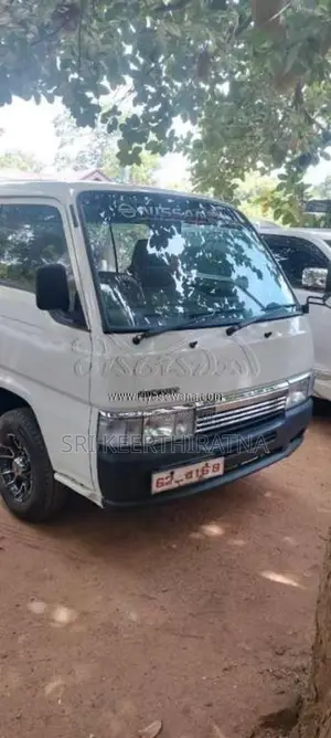 Nissan Caravan 1991 Van (Used)