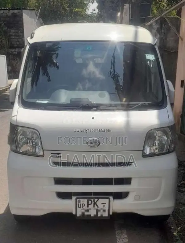 Daihatsu Hijet 2016 Van (Used)