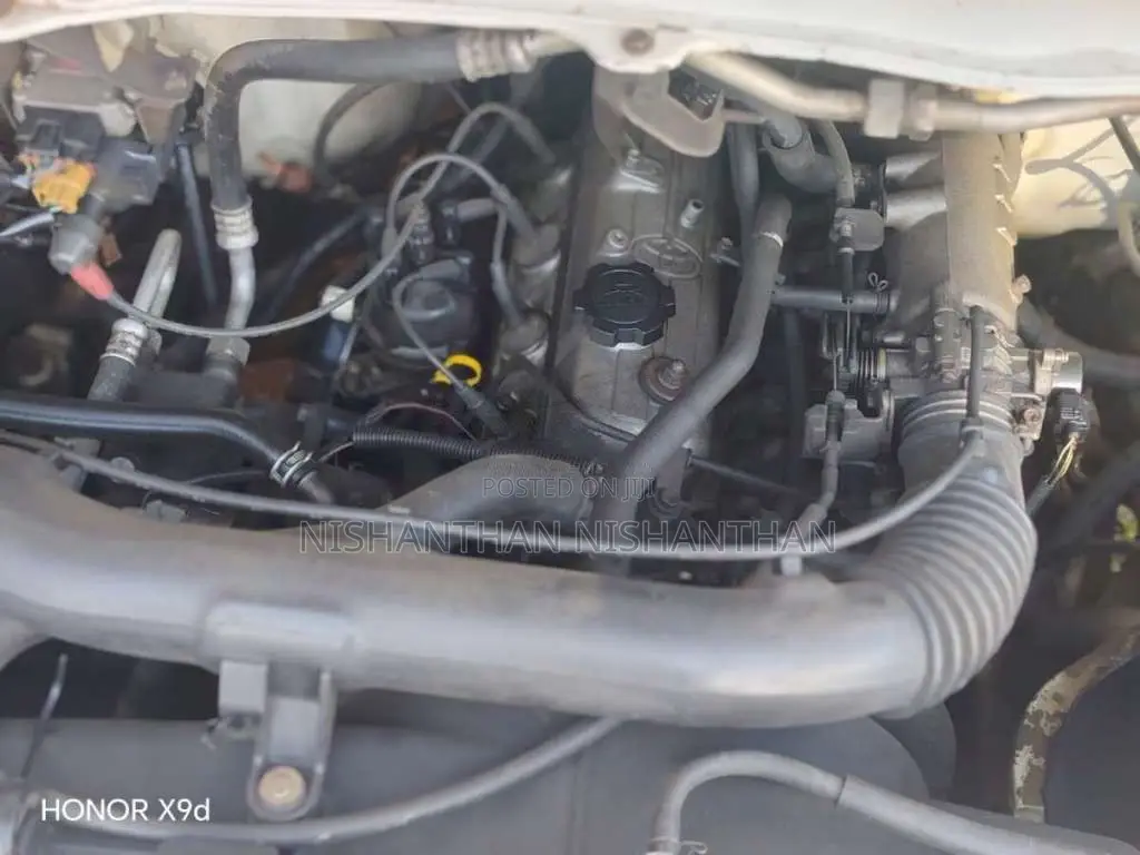 Toyota Noah Kr42 1999 Van (Used)