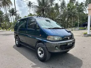 Mitsubishi L400 2000 Van (Used)