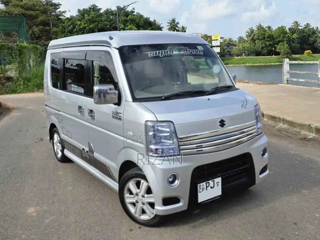 Suzuki Every Wagon 2018 Van (Used)