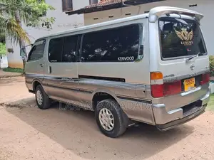 Toyota HIACE 1995 Van (Used)