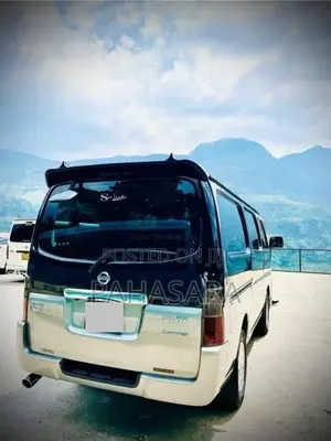 Nissan E25 2007 Van (Used)