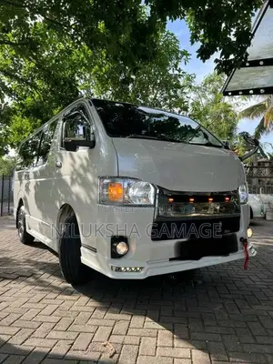 Toyota KDH205 2007 Van (Used)