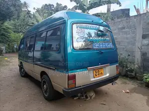 Nissan Vrg 1983 Van (Used)