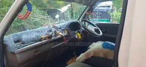 Isuzu Fargo 1987 Van (Used)