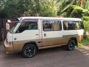 Nissan Caravan 1993 Van (Used)