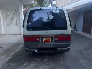 Nissan Caravan 1999 Van (Used)