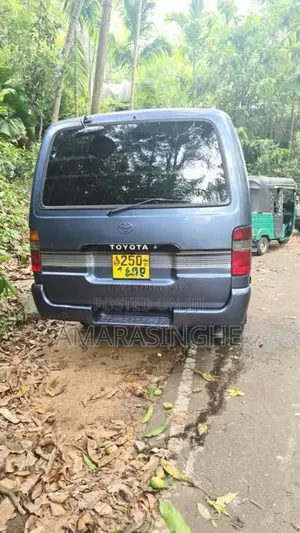 Toyota Hiace LH119 1997 Van (Used)