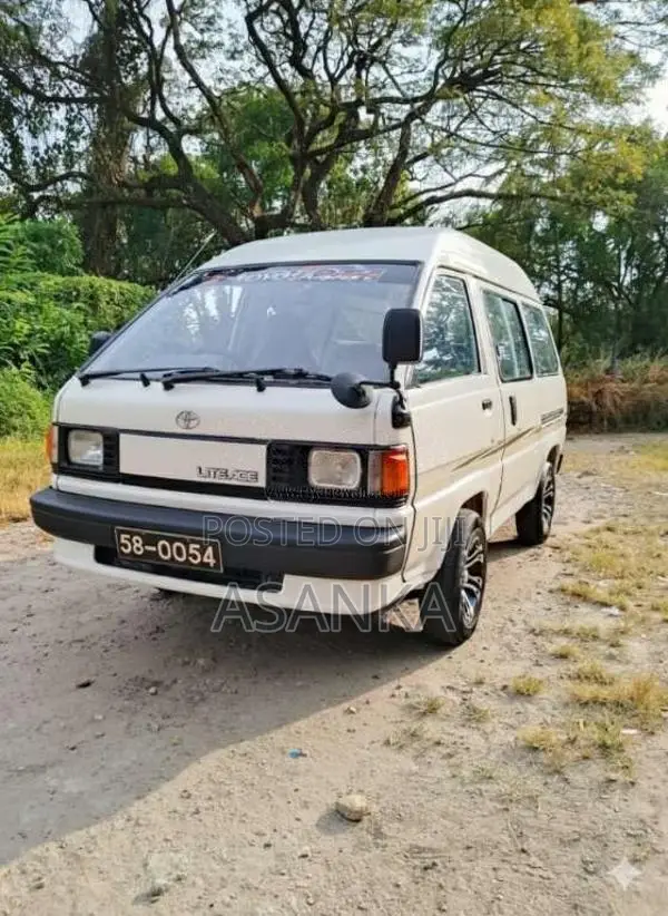 Toyota LiteAce 1990 Van (Used)
