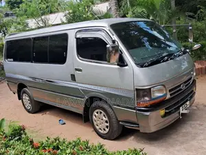Toyota HIACE 1995 Van (Used)