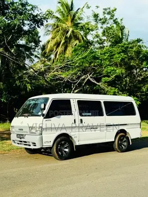 Mazda Bongo Brawny 1993 Van (Used)