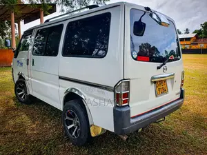 Nissan Vanette Lion Face Bongo 2010 Van (Used)