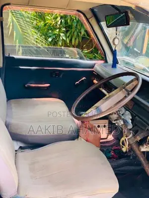 Mitsubishi L300 1981 Van (Used)