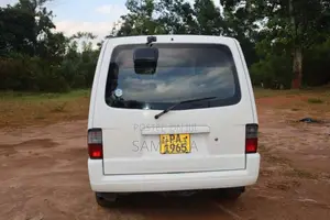 Nissan Vanette 2005 Van (Used)