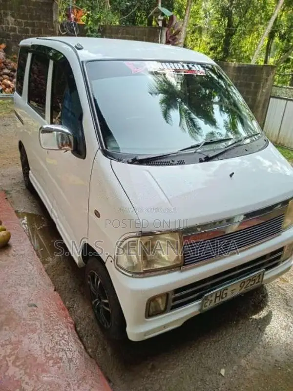 Daihatsu S200 1999 Van (Used)
