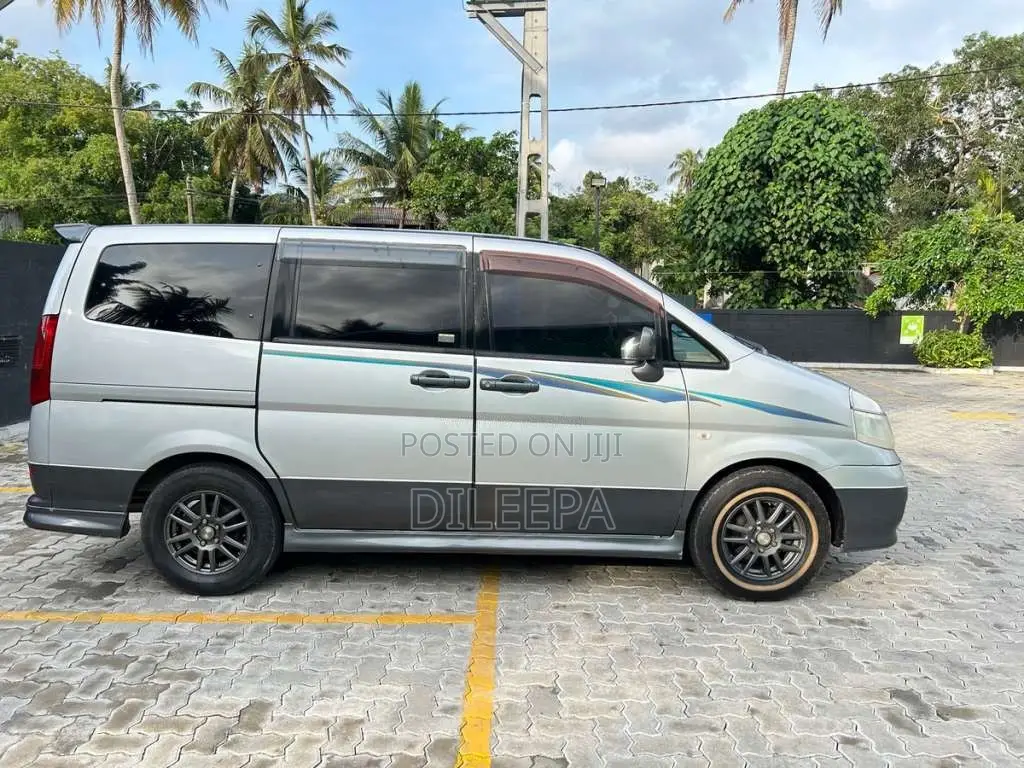 Nissan C24 2003 Van (Used)