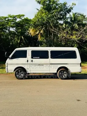 Mazda Bongo Brawny 1993 Van (Used)