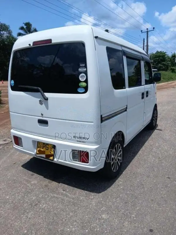 Suzuki Every 2013 Van (Used)