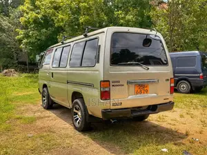 Nissan Caravan 1994 Van (Used)