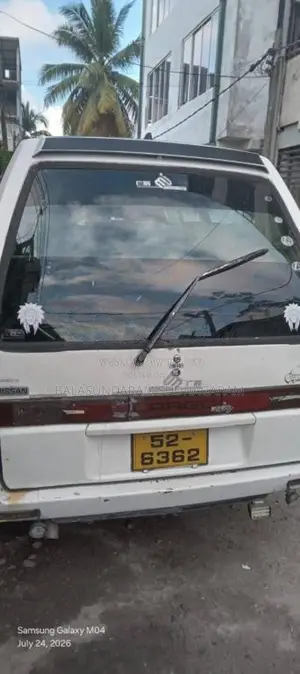 Nissan Largo 1991 Van (Used)