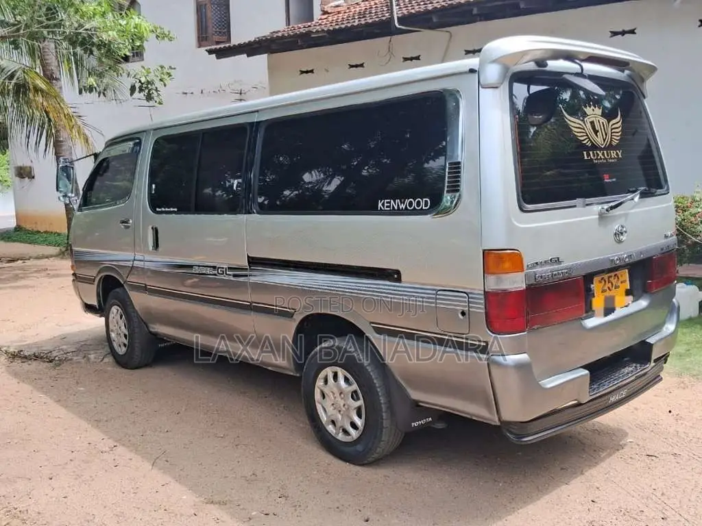 Toyota HIACE 1995 Van (Used)