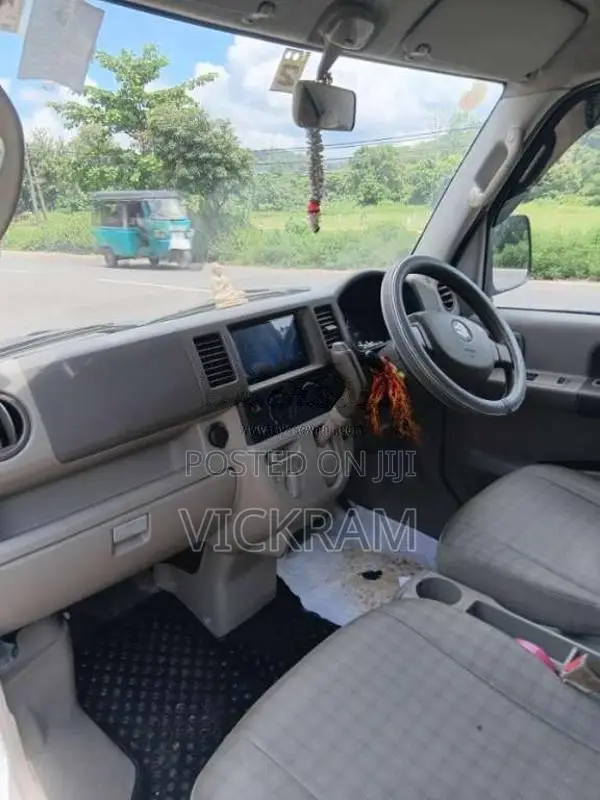 Suzuki Every 2013 Van (Used)