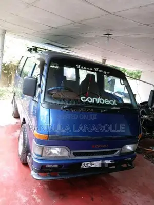 Isuzu Fargo 1994 Van (Used)