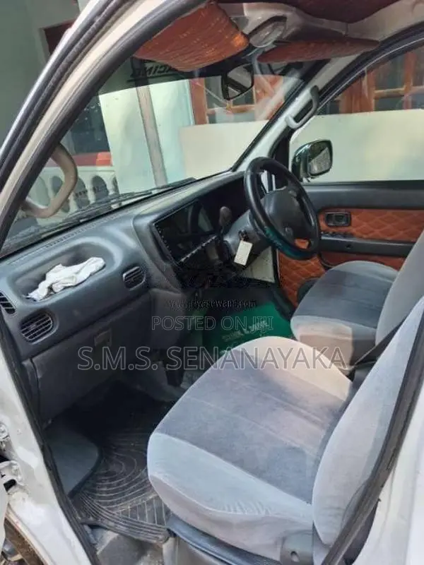 Daihatsu S200 1999 Van (Used)