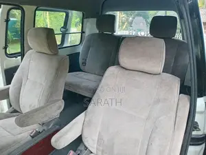 Toyota Noah 1998 Van (Used)