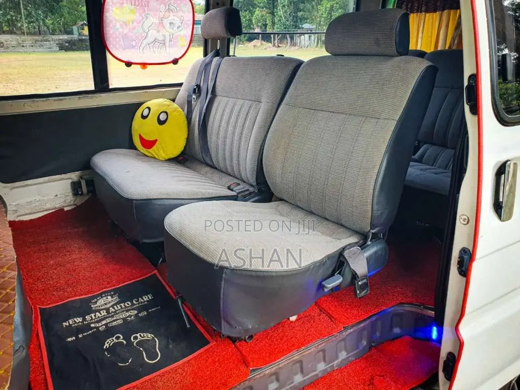 Nissan Vanette Lion Face Bongo 2010 Van (Used)
