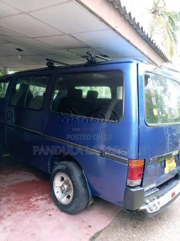 Isuzu Fargo 1994 Van (Used)