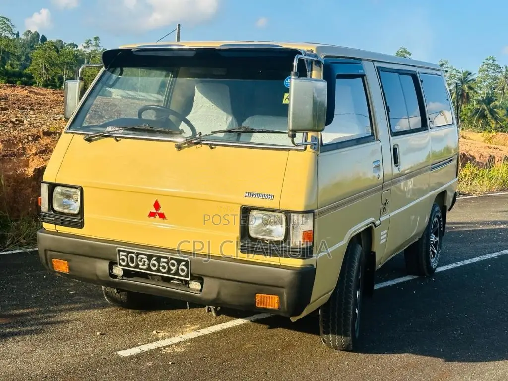 Mitsubishi Delica 1986 Van (Used)