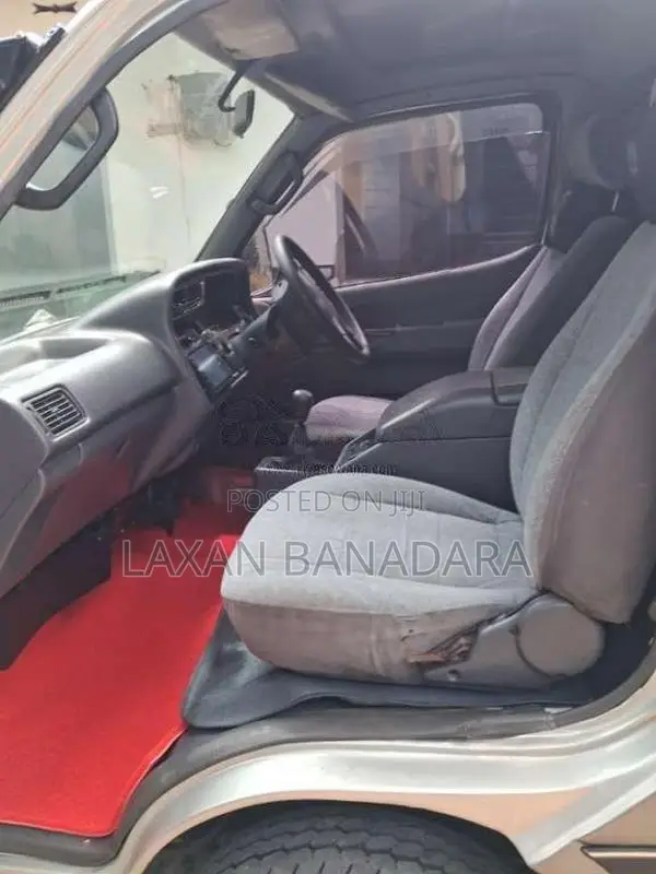 Toyota HIACE 1995 Van (Used)