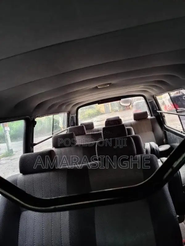 Toyota Hiace LH119 1997 Van (Used)