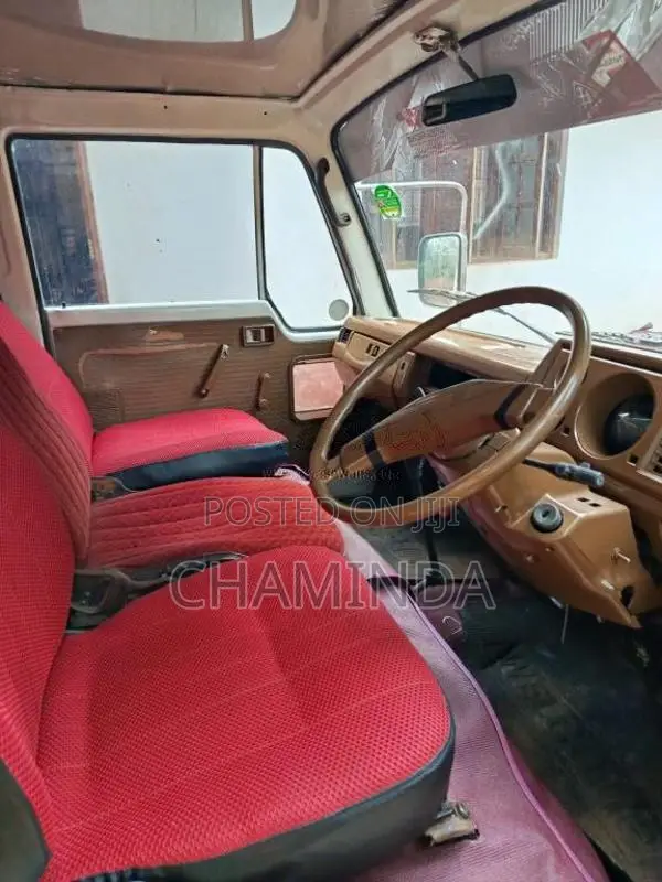Nissan Caravan Vrg E23 1981 Van (Used)