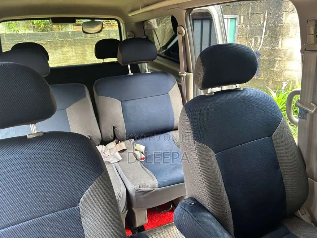 Nissan C24 2003 Van (Used)