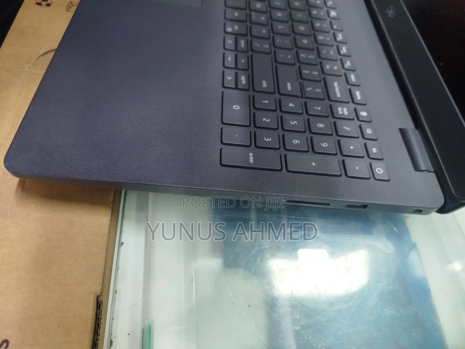 Laptop Dell Inspiron 11 3000 8GB Intel Core i7 SSD 512GB