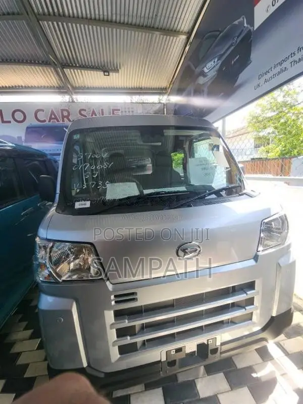 Daihatsu Hijet Cargo 2025 Van Unregistered (Recondition)