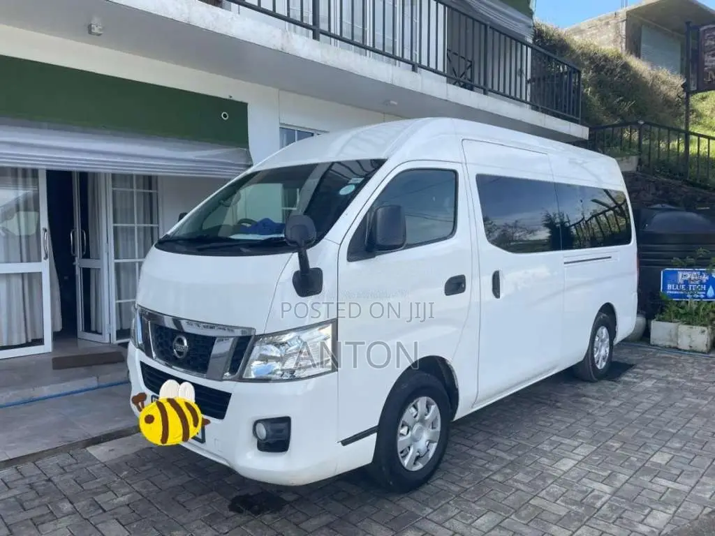 Nissan NV 350 2015 Van (Used)