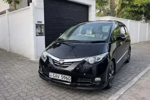 Toyota Estima 2010 Van (Used)