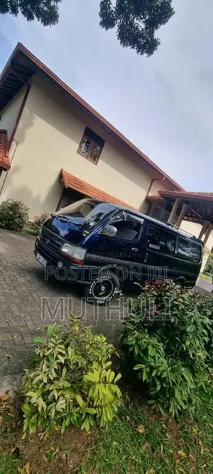 Toyota Dolphin 1997 Van (Used)