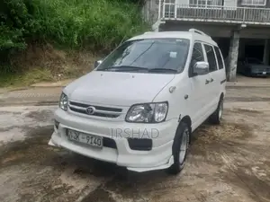 Toyota CR42 2000 Van (Used)