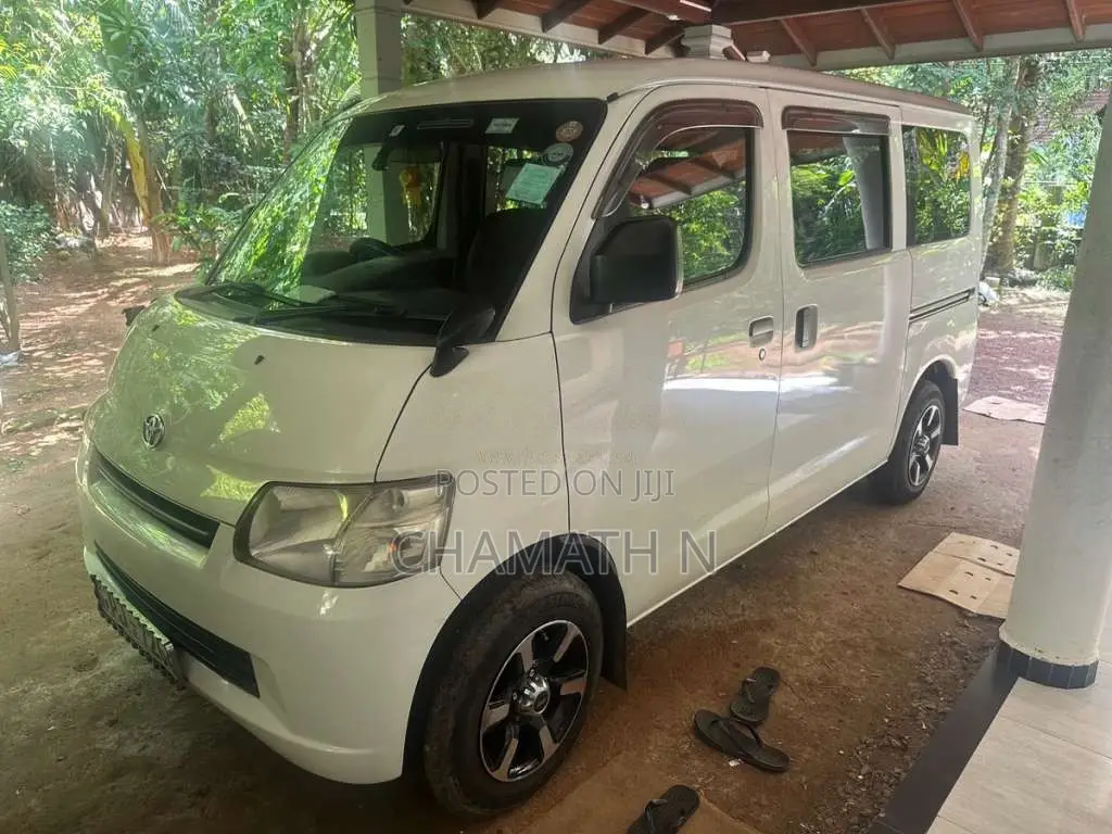 Toyota Townace S402 2015 Van (Used)