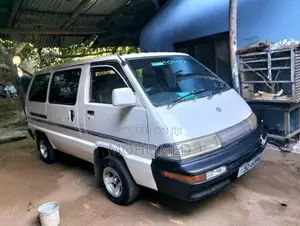 Toyota CR26 1987 Van (Used)