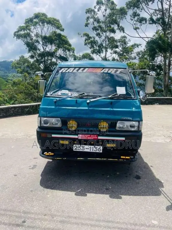 Mitsubishi Delica PO15 1999 Van (Used)