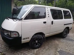 Toyota Lotto 1995 Van (Used)