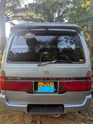 Toyota Toyota 1993 Van (Used)