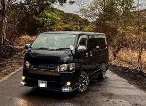 Toyota KDH 200 Super GL 2007 Van (Used)