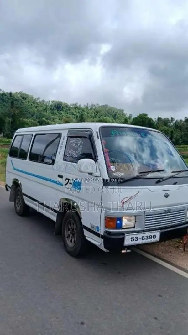 Nissan Caravan 1988 Van Brand New